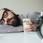 外国人が感じる、日本人の「居眠り」への違和感