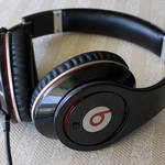 Beatsヘッドホンの機内爆発、Appleの見解は？